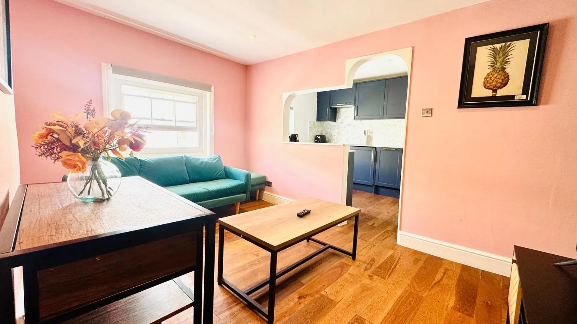 Uber One Bedroom Next To Brighton Beach Sleep 3 Apartment