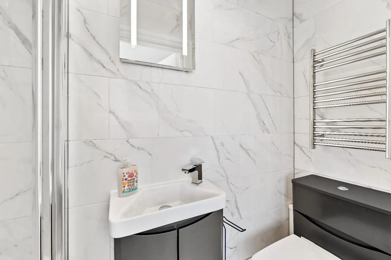 Uber One Bedroom Next To Brighton Beach Sleep 3 0*,
